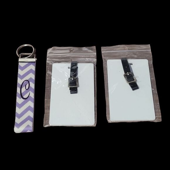 "C" Initial Luggage Tags (2) and Keychain - Picture 2 of 2
